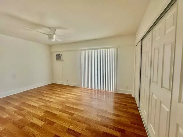 Boca Raton, FL 33434,244 Mansfield F