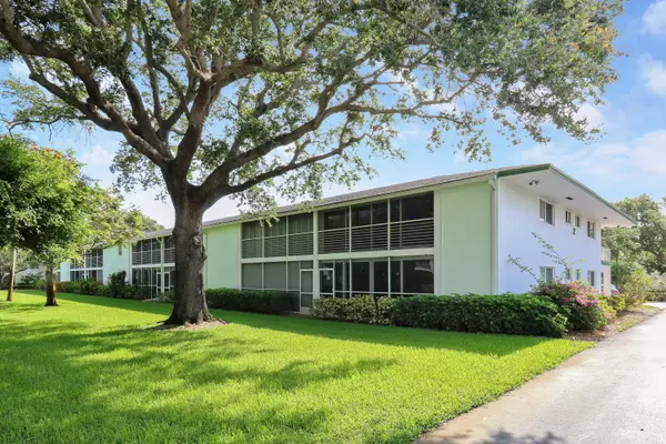 Tequesta, FL 33469,2 Westwood AVE 207g