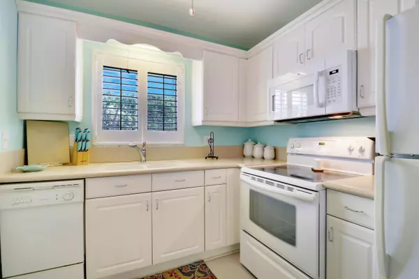 Tequesta, FL 33469,2 Westwood AVE 207g