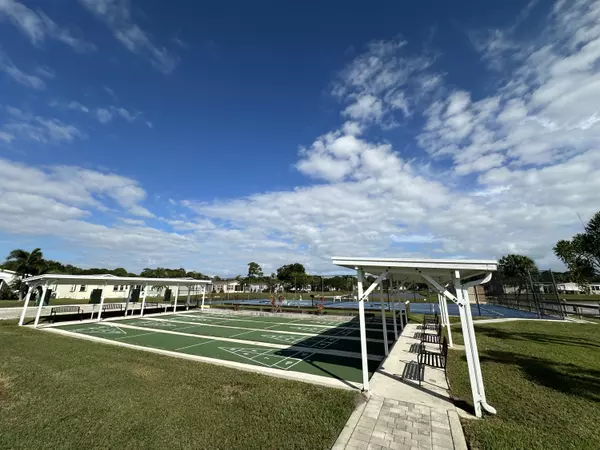 Fort Pierce, FL 34982,302 Tropical Isles Circle CIR