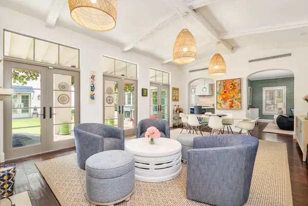 West Palm Beach, FL 33401,256/262 Cordova RD