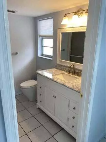 Coral Springs, FL 33065,3566 N University DR F-5