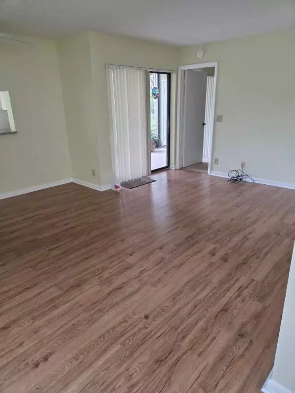 Greenacres, FL 33467,3369 Perimeter DR