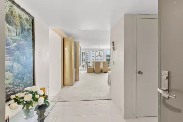 Highland Beach, FL 33487,3210 S Ocean BLVD 703