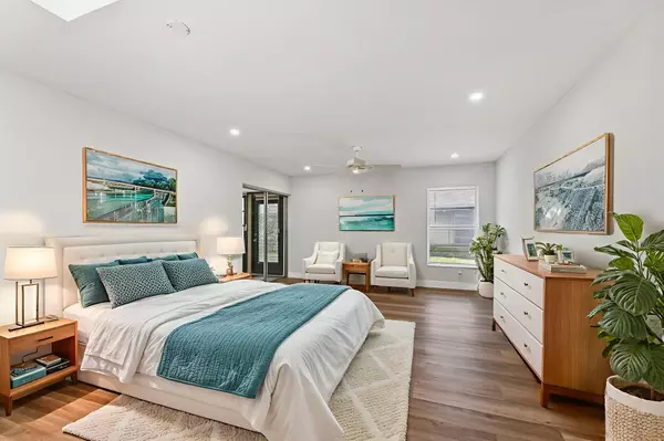 Boca Raton, FL 33496,8860 Rheims RD