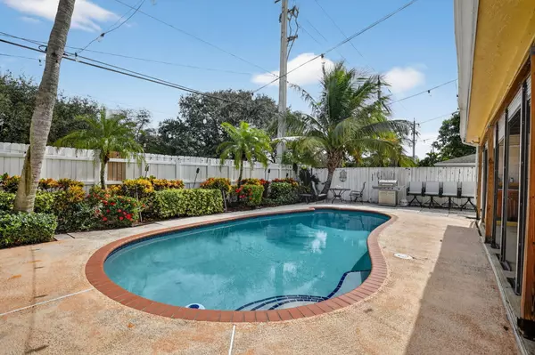 Deerfield Beach, FL 33442,1320 SW 24th TER