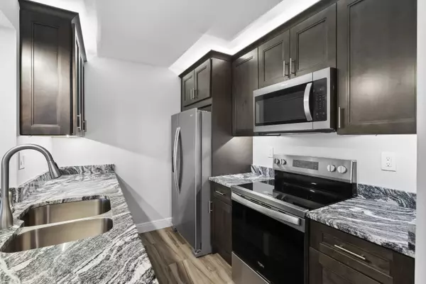 2518 SE Anchorage CV B-1, Port Saint Lucie, FL 34952