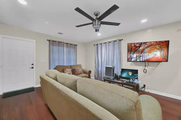 Fort Pierce, FL 34950,2312 Georgia AVE