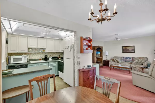 Stuart, FL 34996,2929 SE Ocean BLVD J10