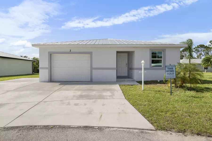 11 Villa Del Norte, Fort Pierce, FL 34951