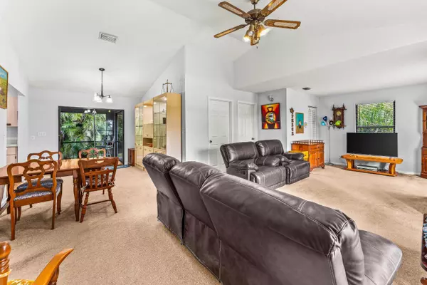 Loxahatchee, FL 33470,17461 N 36th CT