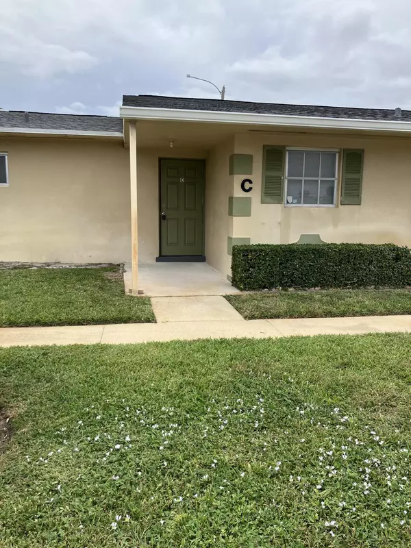 5483 Cresthaven BLVD C, West Palm Beach, FL 33415