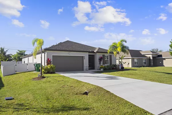 Port Saint Lucie, FL 34953,514 SW Kabot AVE