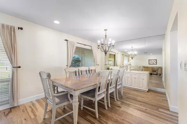 Boca Raton, FL 33486,669 SW 3rd ST