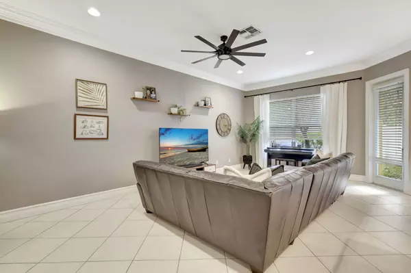 Port Saint Lucie, FL 34983,6099 NW Helmsdale WAY