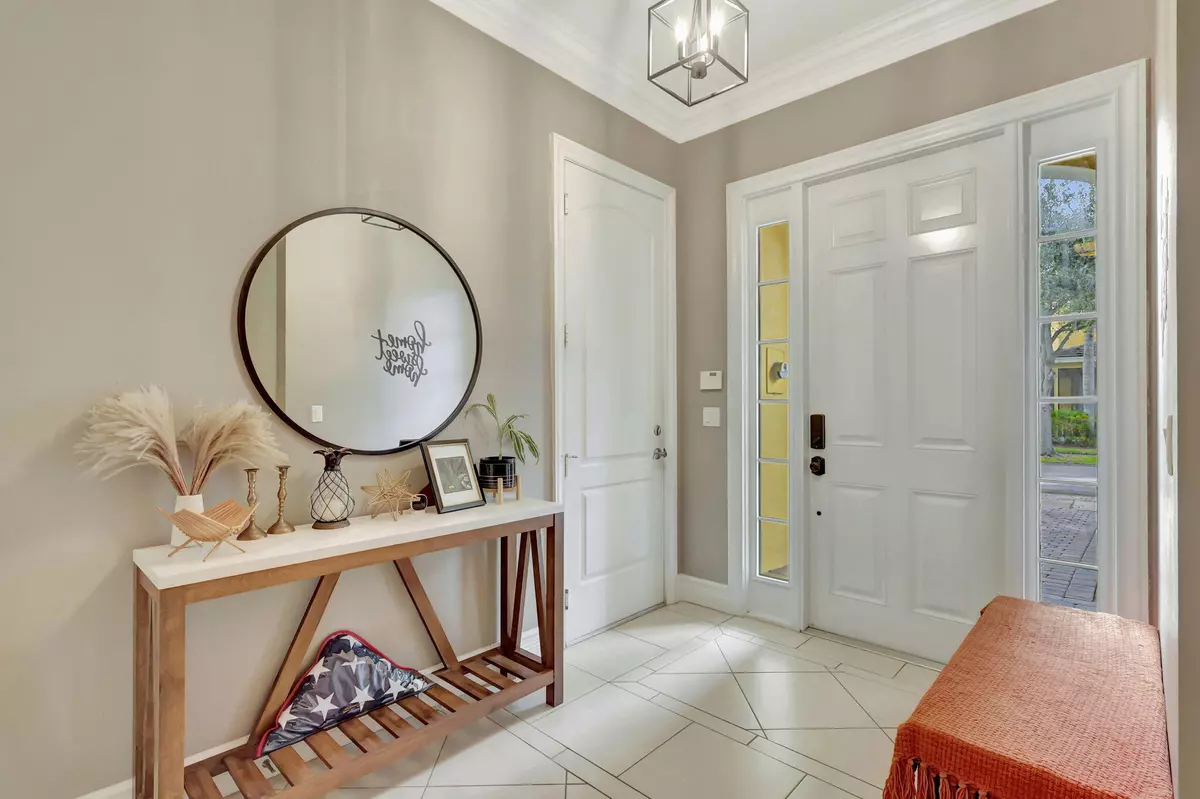 Port Saint Lucie, FL 34983,6099 NW Helmsdale WAY