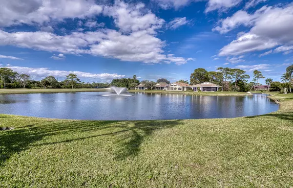 Palm Beach Gardens, FL 33418,6938 Touchstone CIR