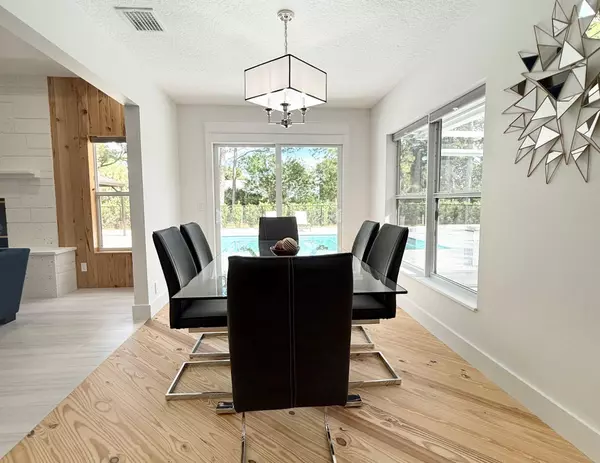 Palm Beach Gardens, FL 33418,14450 N 69th DR