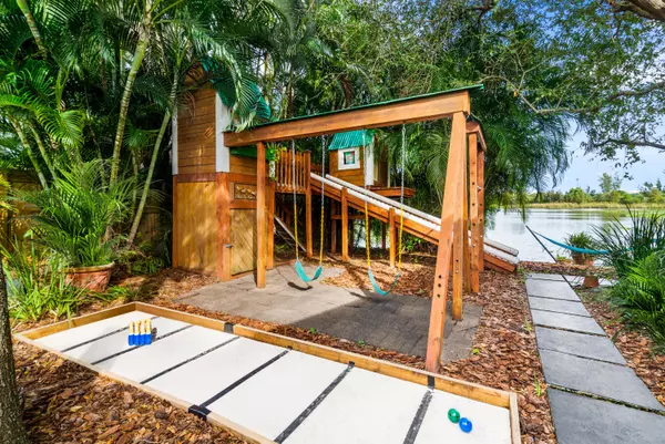 Cloud Lake, FL 33406,303 Lang RD