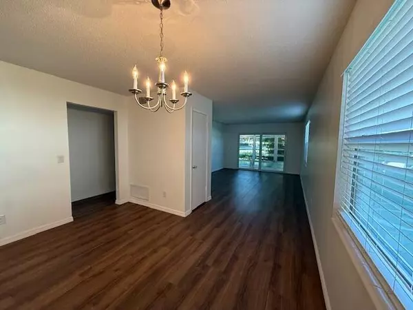 Stuart, FL 34996,2600 SE Ocean BLVD Jj2