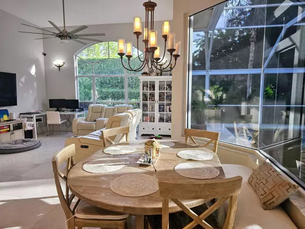 Palm Beach Gardens, FL 33418,132 Thornton DR