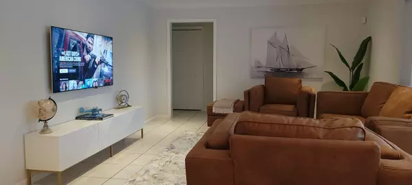 Boynton Beach, FL 33426,1036 SW 26th AVE