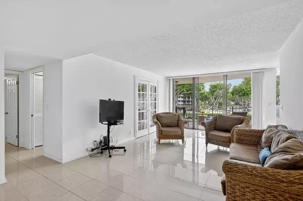 Boca Raton, FL 33487,799 Jeffery ST 2090