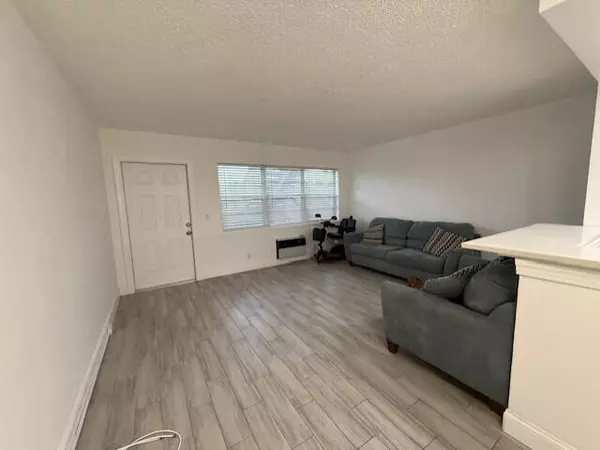 West Palm Beach, FL 33417,168 Northampton I