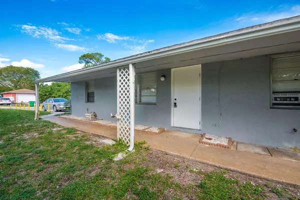 Lake Worth, FL 33461,4468 Steven RD