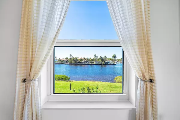 Delray Beach, FL 33483,2150 S Ocean BLVD 6b