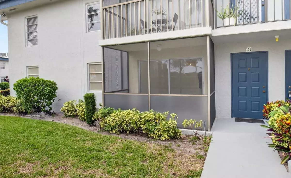 Delray Beach, FL 33446,7547 S Oriole BLVD 101