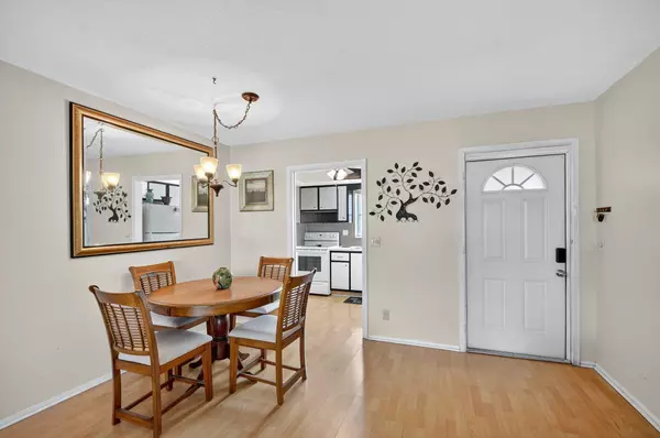 West Palm Beach, FL 33415,2673 E Barkley DR B