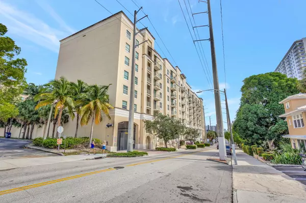 West Palm Beach, FL 33401,610 Clematis ST 130