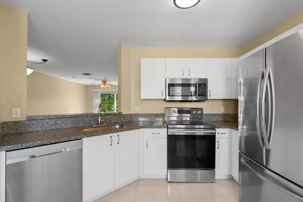 Deerfield Beach, FL 33442,1158 SW 44th AVE 1158