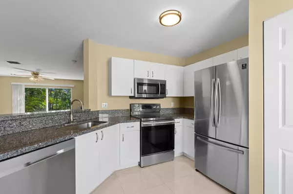 Deerfield Beach, FL 33442,1158 SW 44th AVE 1158