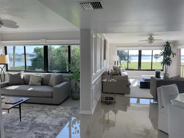 North Palm Beach, FL 33408,1660 Twelve Oaks WAY 201