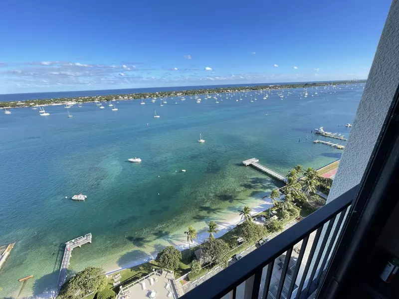 5600 N Flagler DR 2209, West Palm Beach, FL 33407