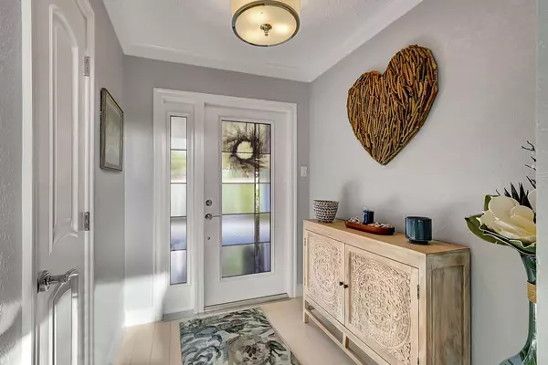 Stuart, FL 34997,3271 SE Court DR