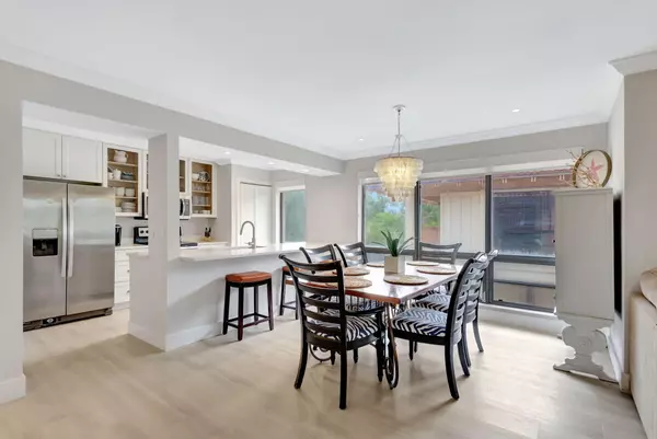 Palm Beach Gardens, FL 33418,438 S S Brackenwood LN