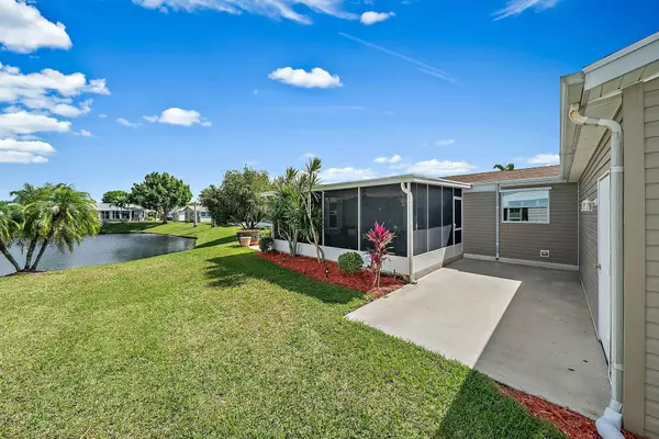 Port Saint Lucie, FL 34952,7724 White Egret LN