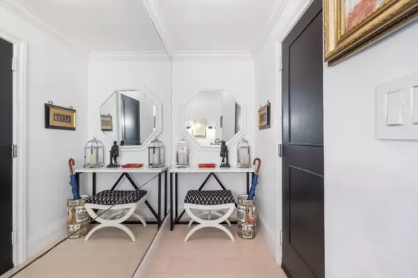 West Palm Beach, FL 33401,1801 S Flagler DR 105