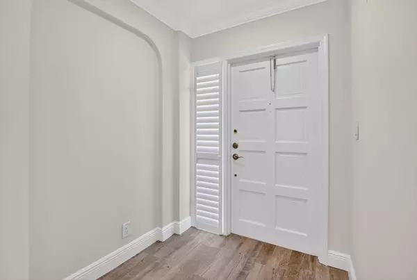 Boca Raton, FL 33432,1040 Banyan RD 3050