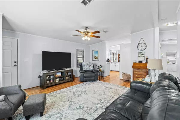 Port Saint Lucie, FL 34952,8506 Redbay CT