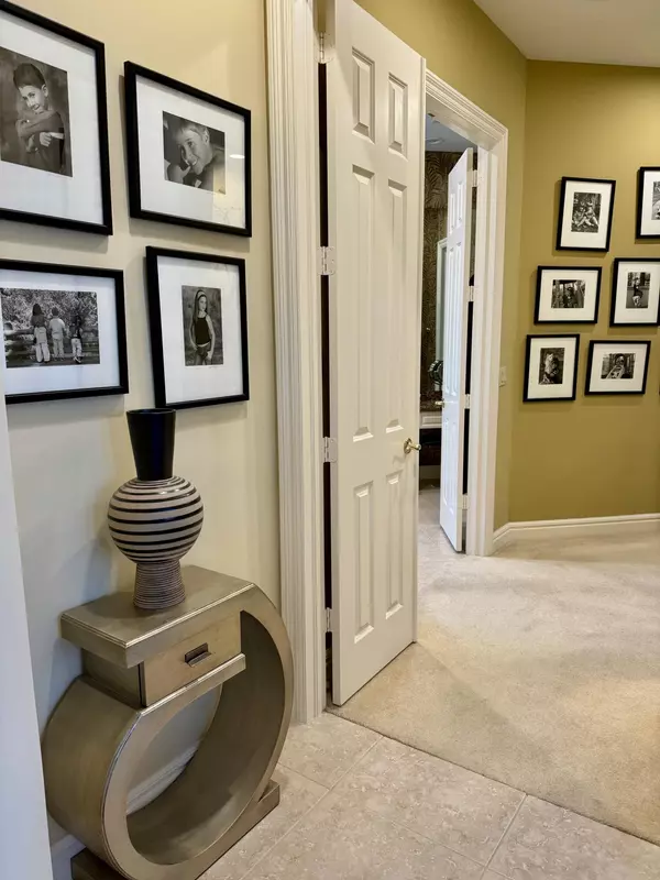 Palm Beach Gardens, FL 33418,111 San Marco DR