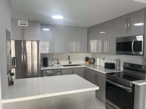 Hallandale Beach, FL 33009,1849 S Ocean DR 608