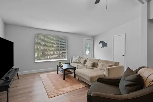 Loxahatchee Groves, FL 33470,3509 C RD House