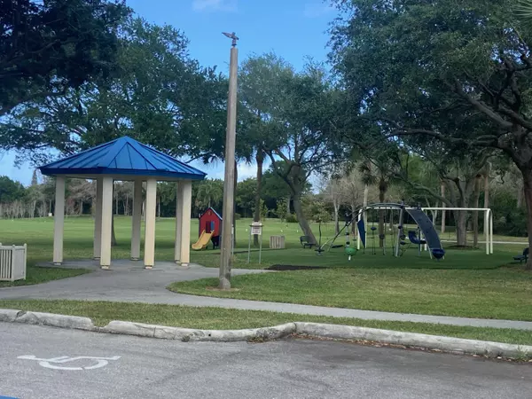 Boynton Beach, FL 33426,21 Farnworth DR