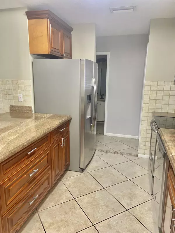 Boynton Beach, FL 33426,21 Farnworth DR