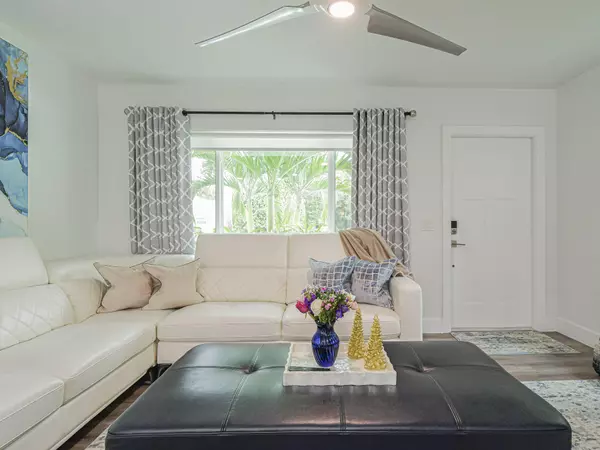 Vero Beach, FL 32960,2201 Bonita AVE