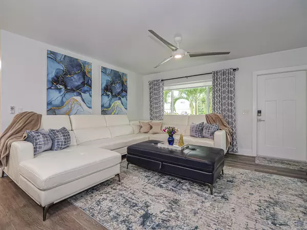 Vero Beach, FL 32960,2201 Bonita AVE